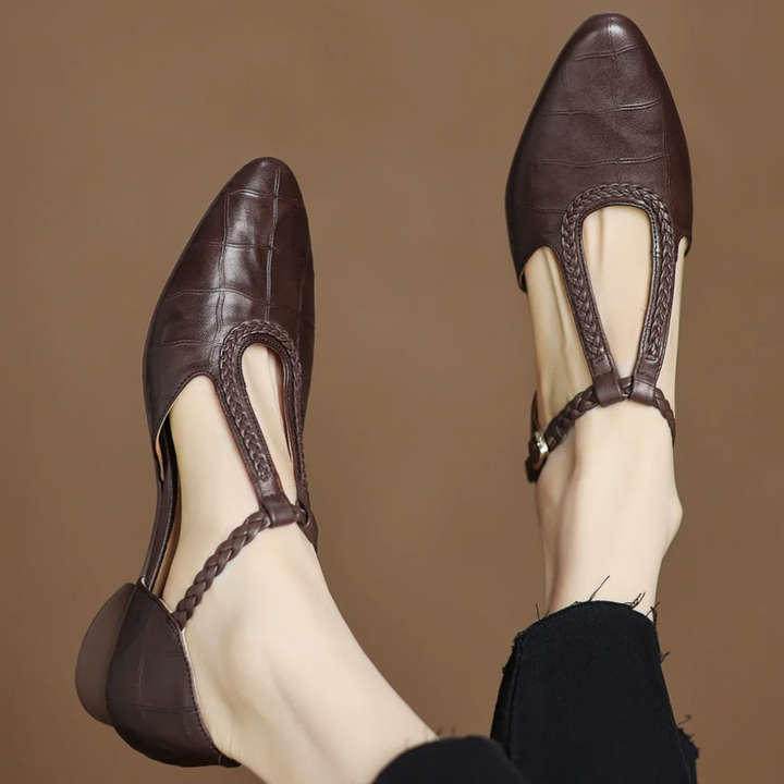 Women’s Buckle Strap Round Toe Mary Jane Shoes