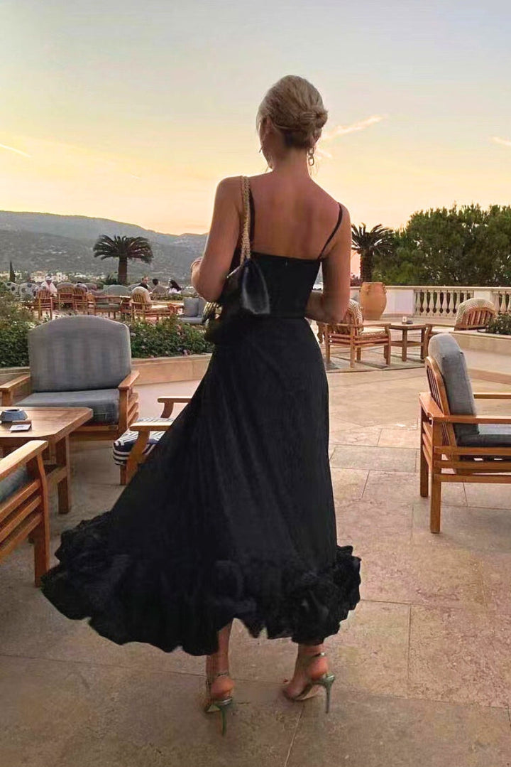 Women’s Elegant Flowing Evening Dress