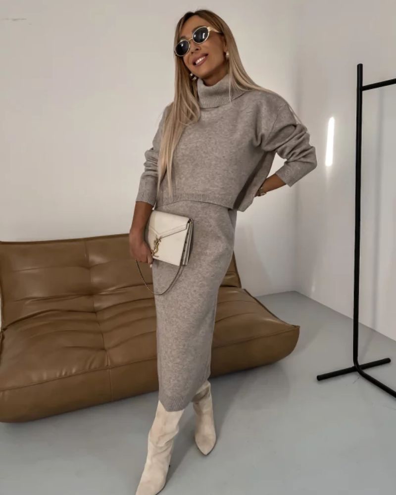 Women’s Elegant Two-Piece Knitwear Set