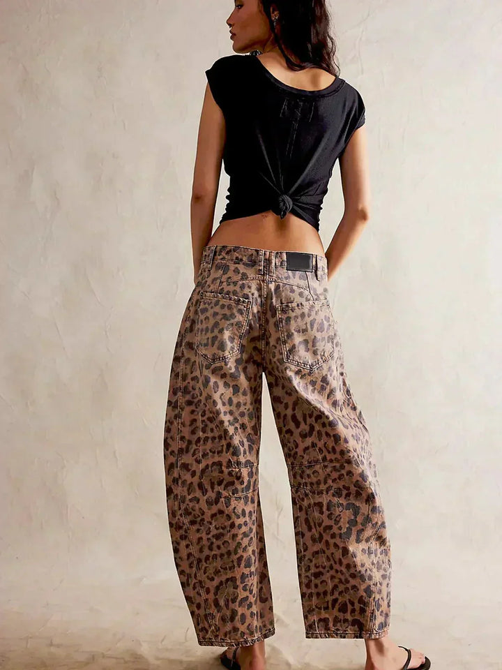 Women’s High-Waisted Barrel-Leg Jeans