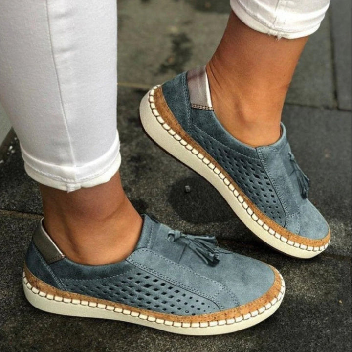 Women’s Lightweight Cushioned Slip-On Walking Shoes