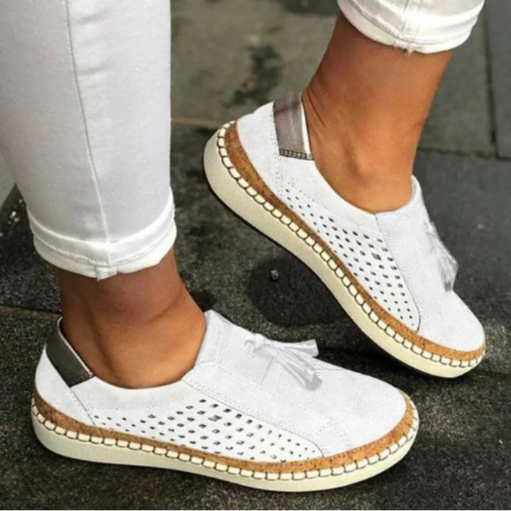 Women’s Lightweight Cushioned Slip-On Walking Shoes