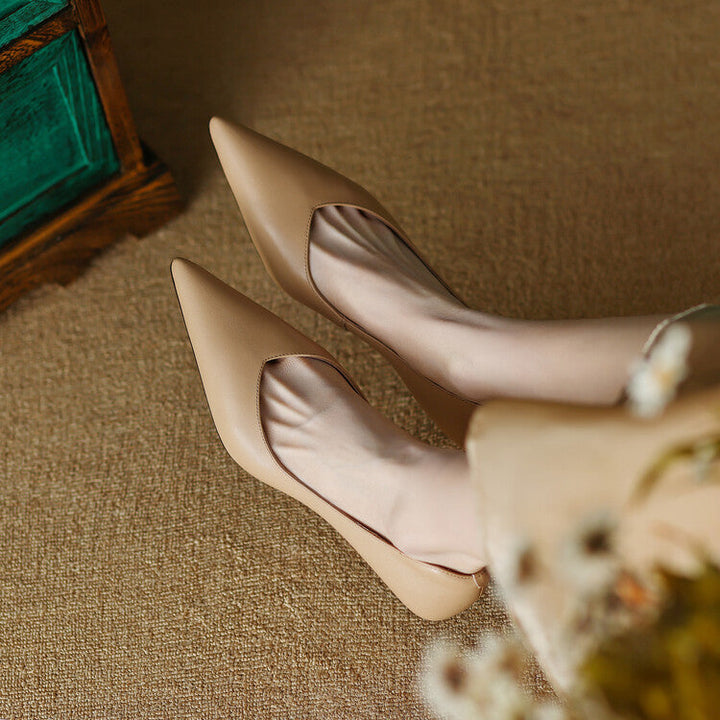 Women’s Classic Closed Toe Dress Pumps
