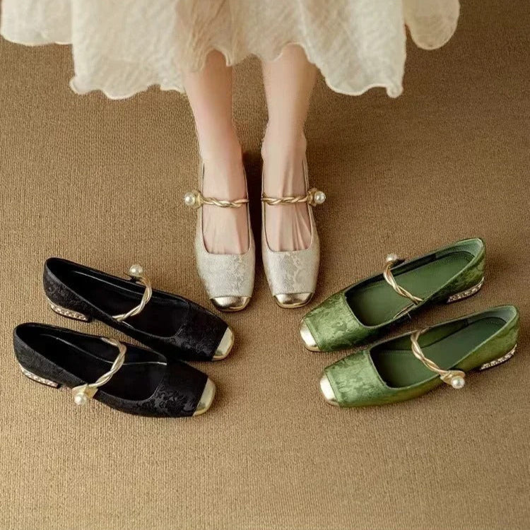 Women’s Buckle Strap Closed Toe Mary Jane Shoes