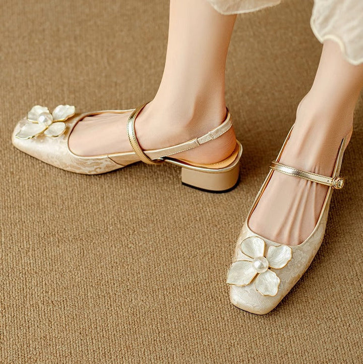 Women’s Elegant Closed-Toe Dress Pumps